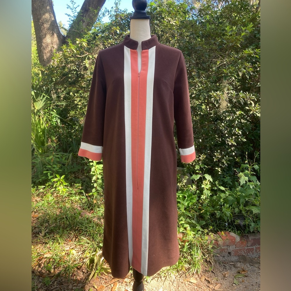 Vanity fair vintage house dress, nightgown/daygown